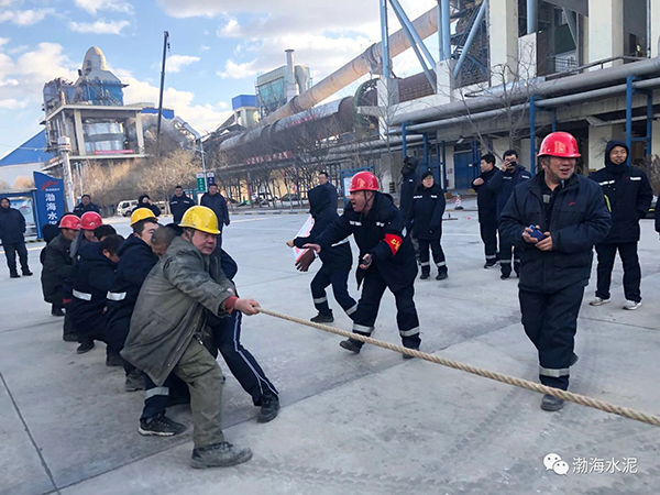 公司舉辦“愛我中華，慶祝新中國70周年”職工拔河、趣味運(yùn)動(dòng)聯(lián)誼賽——剪影