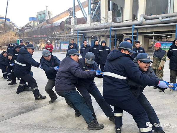 公司舉辦“愛我中華，慶祝新中國70周年”職工拔河、趣味運(yùn)動(dòng)聯(lián)誼賽——剪影
